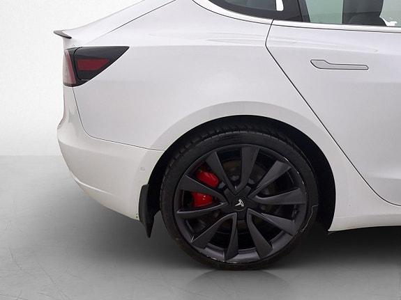 Tesla Model 3 28 of 30