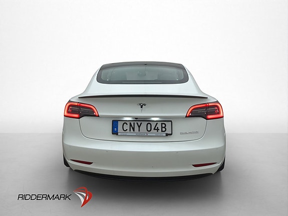 Tesla Model 3 8 of 30