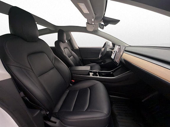 Tesla Model 3 12 of 30