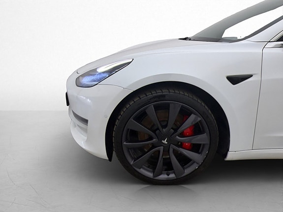 Tesla Model 3 30 of 30