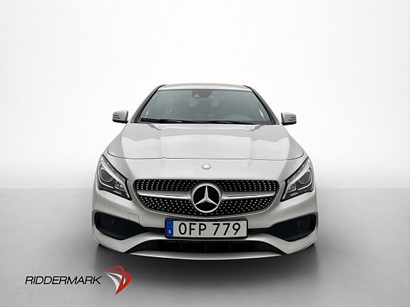 Mercedes-Benz CLA200 2 of 5