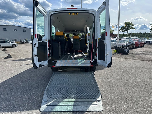 Ford Transit 10 of 30