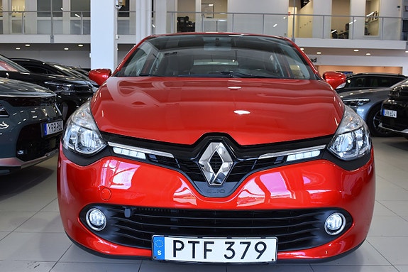 Renault Clio 2 of 5