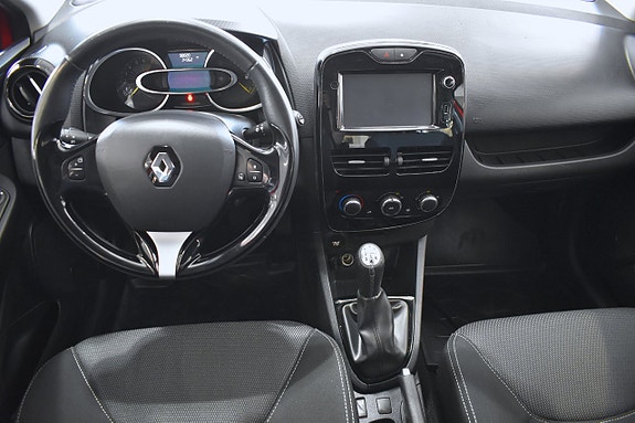 Renault Clio 9 of 15