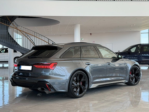 Audi RS6 2 of 30