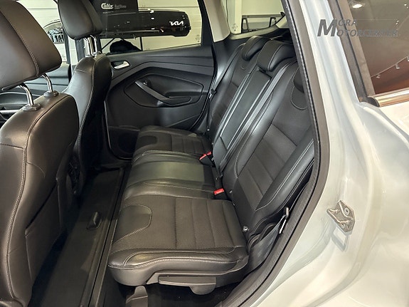 Ford Kuga 9 of 14