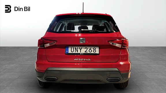 Seat Arona 5 of 12
