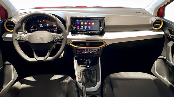 Seat Arona 10 of 12