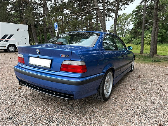 BMW M3 8 of 14