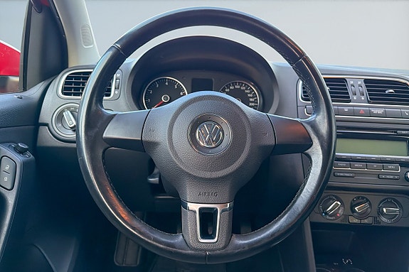 Volkswagen Polo 12 of 17