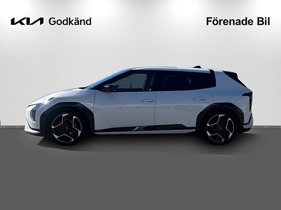 Kia EV4 4 of 5