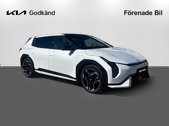 Kia EV4 3 of 5