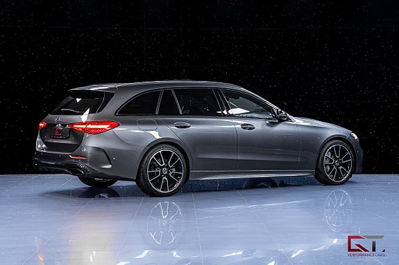 Mercedes-Benz C220 8 of 21