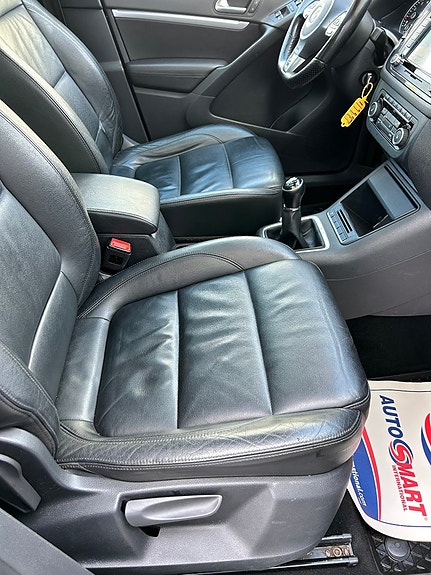 Volkswagen Tiguan 8 of 15