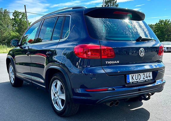 Volkswagen Tiguan 6 of 15