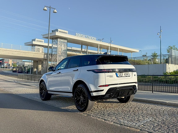 Land Rover Range Rover Evoque 4 of 5