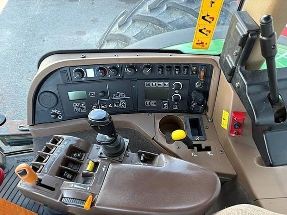 John Deere 7930 AutoPower 8 of 9