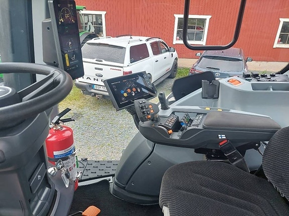Valtra T 255 Versu 8 of 11