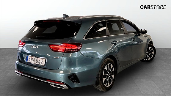 Kia Ceed 2 of 5