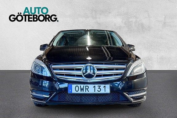 Mercedes-Benz B180 8 of 16
