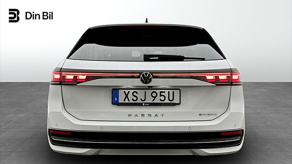 Volkswagen Passat 5 of 5