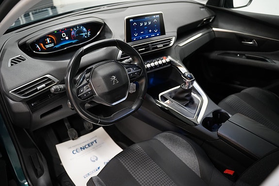 Peugeot 5008 5 of 5