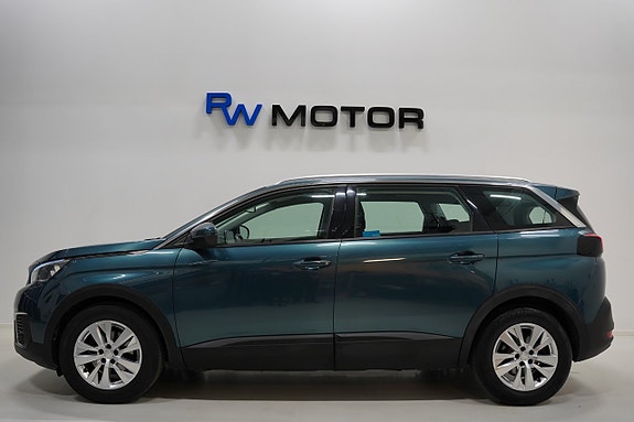 Peugeot 5008 3 of 5