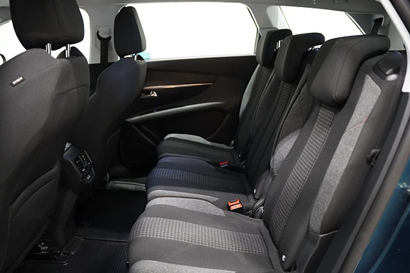 Peugeot 5008 14 of 17