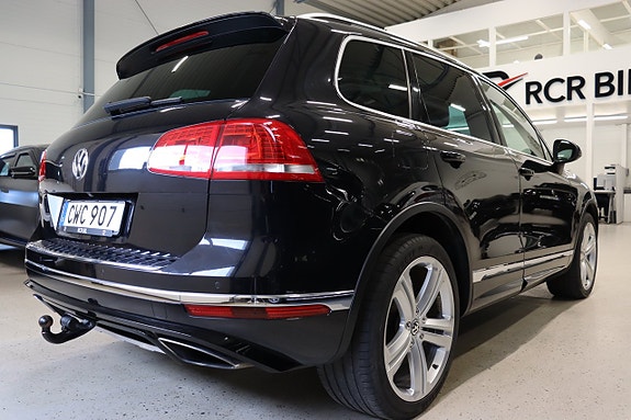 Volkswagen Touareg 4 of 5