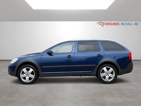 Skoda Octavia Scout 4 of 5