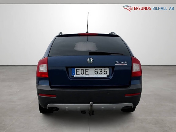 Skoda Octavia Scout 5 of 5