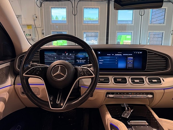 Mercedes-Benz GLE350 de 8 of 30