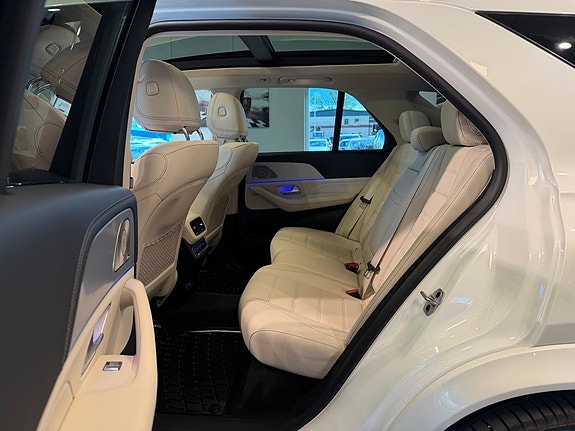 Mercedes-Benz GLE350 de 29 of 30