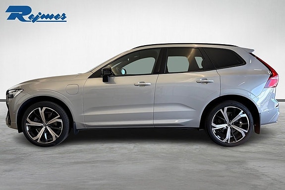 Volvo XC60 4 of 5