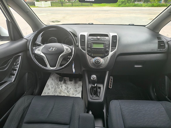 Hyundai ix20 8 of 13