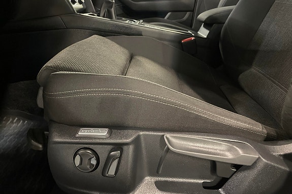 Volkswagen Passat 29 of 30