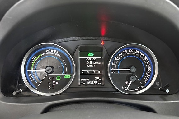 Toyota Auris 11 of 14