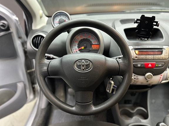 Toyota Aygo 9 of 10