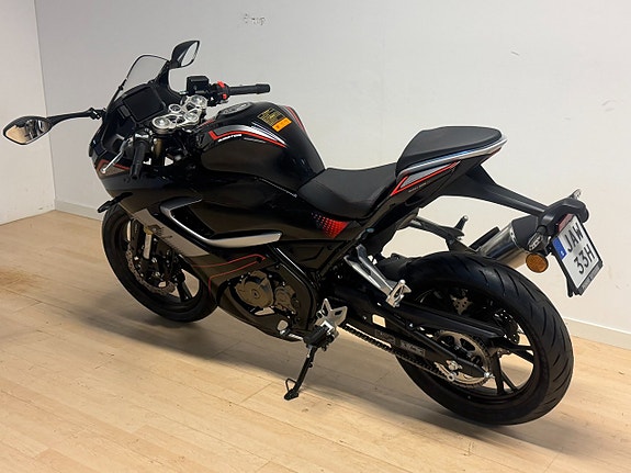 QJ Motor SRK 125 R Omg Leverans 5 års fabriksgaranti 5 of 5