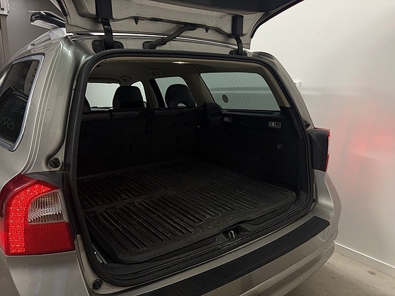 Volvo V70 13 of 14