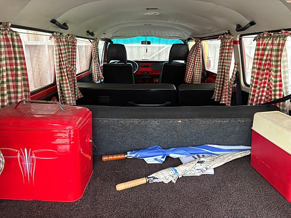 Volkswagen Transporter 4 of 5