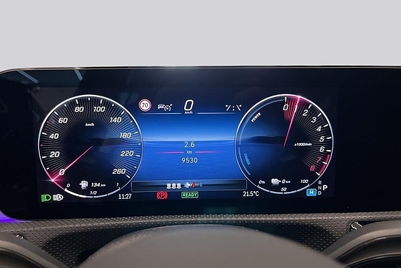 Mercedes-Benz CLA250 e 10 of 18