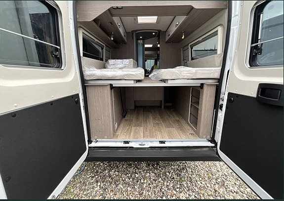 Pössl Roadcruiser R 640 / 165hk- 24 Oanvänd demobil 3 of 12