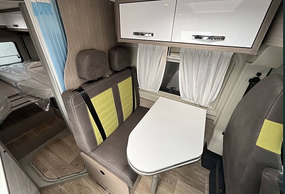 Pössl Roadcruiser R 640 / 165hk- 24 Oanvänd demobil 6 of 12