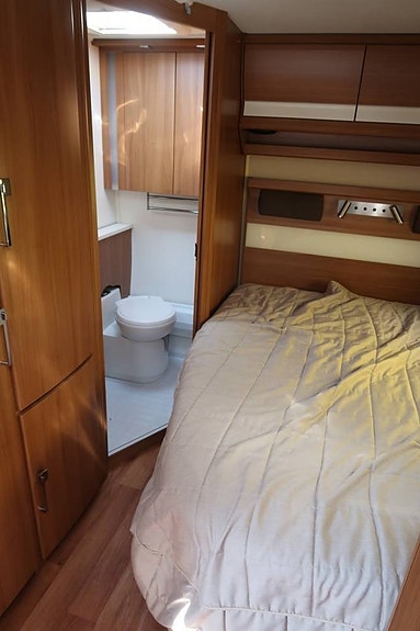 Kabe Briljant 470 XL KS -2015 inkl vintertält 3 of 12