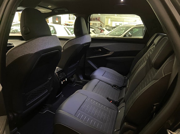 Peugeot 5008 9 of 23
