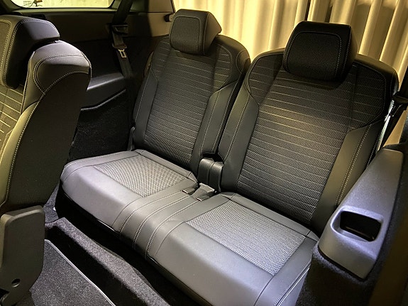Peugeot 5008 14 of 23