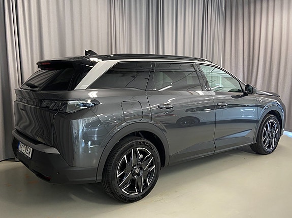 Peugeot 5008 5 of 5