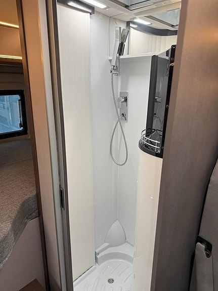 Pössl Summit 540 Shine - 165hk -23  NY - 3/4 sittplatser 4 of 12