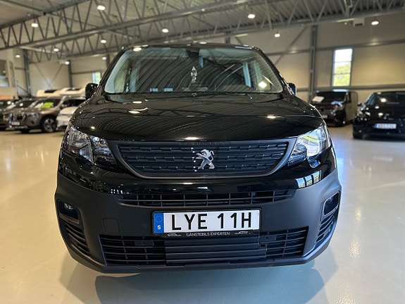 Peugeot Partner 2 of 5